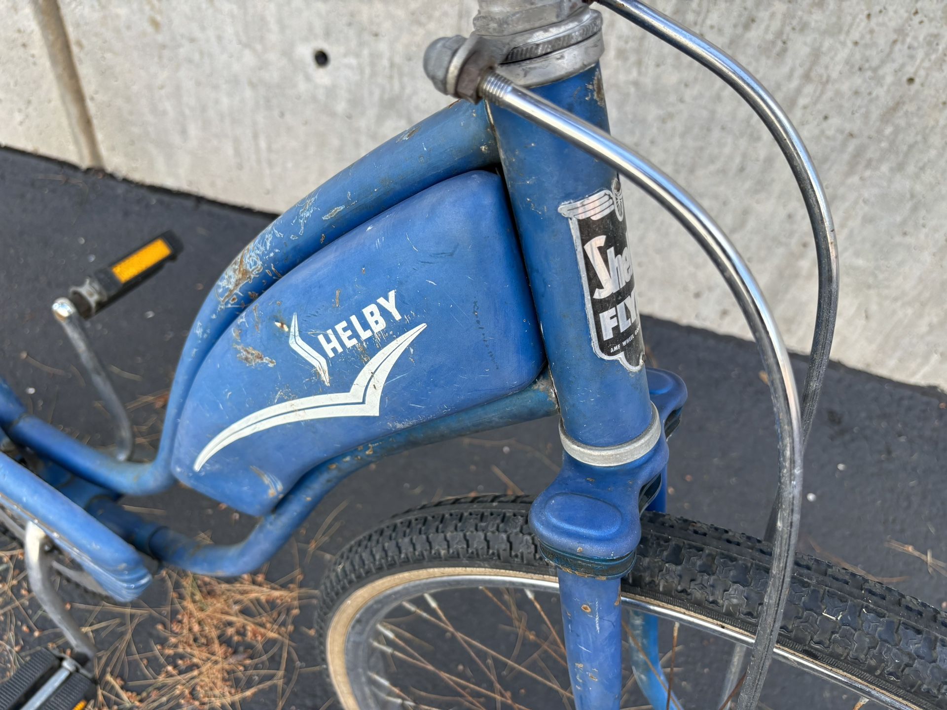 Vintage Shelby Flyer Cruiser Bike