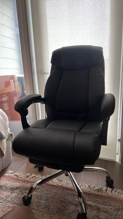 Heated massage office chair that reclines.