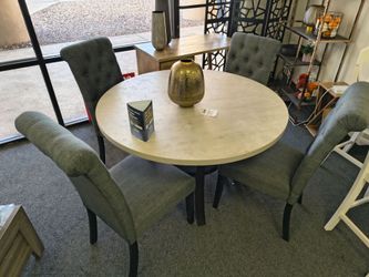 Round Dining Table Set With 4 Chairs