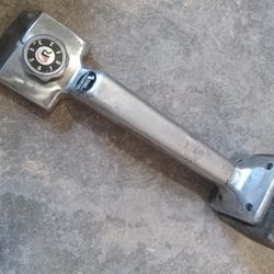 Robert's Deluxe Carpet Kicker