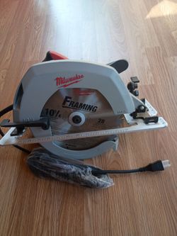 Milwaukee circular saw  10 1/4"