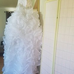 Wedding dress