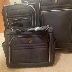 Luggage! 3 Piece Set- Black, Expandable. New Never Used 