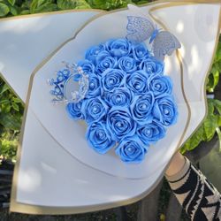 BLUE 🩵💙💐