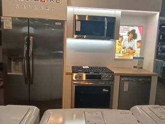 FRIGIDAIRE GALLERY BANDLE, GAS STOVE, DISHWASHER