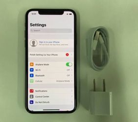 iPhone 10 boostmobile/sprint 64 gigs
