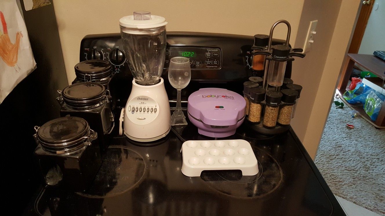 Blender and Kitchen Items