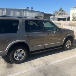 2002 Ford Explorer