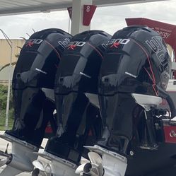 2010 Mercury Verado 300 HP