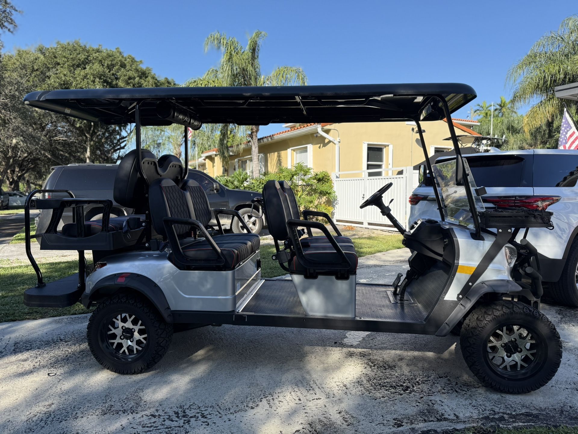 2024 Kandi 6 Seater. Lithium. LSV