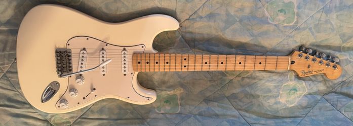 Fender Mexican Strat 2002 $550