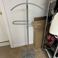 Retro Metal Clothes Hanger Organizer