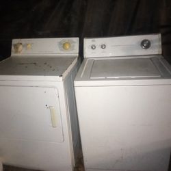 washer and dryer set 