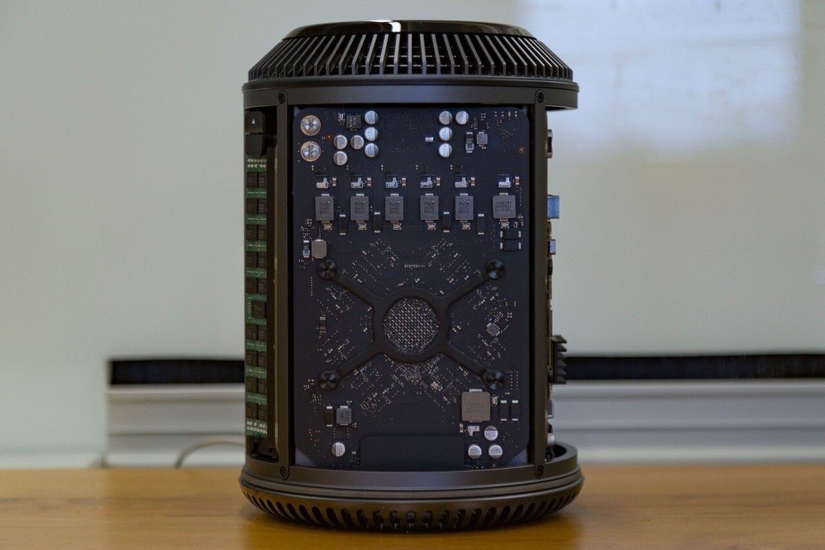 Mac Pro 12 Core Xeon 64GB RAM