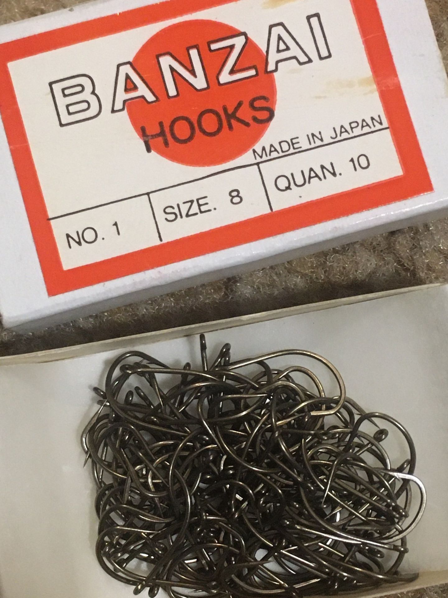 Fishing Hooks Box Of 100 Banzai #8