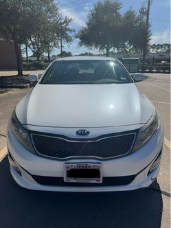 Kia Optima Sedan White