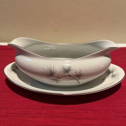 Amcrest Japan Caroline Meito Fine China Gravy Boat