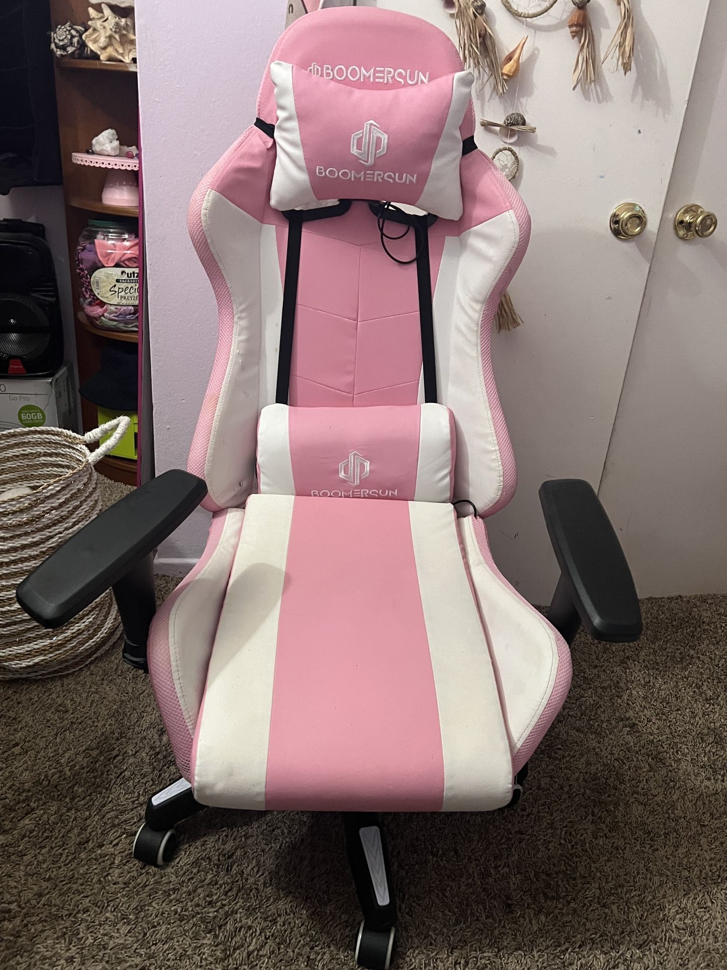 Gaming Chair Pink (NO PRIZE OFFER)