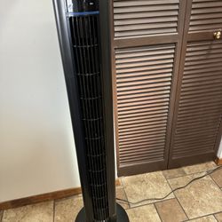 Lasko Ion 47” Oscillating Tower Fan. No Remote. Works Good. You Must Pickup