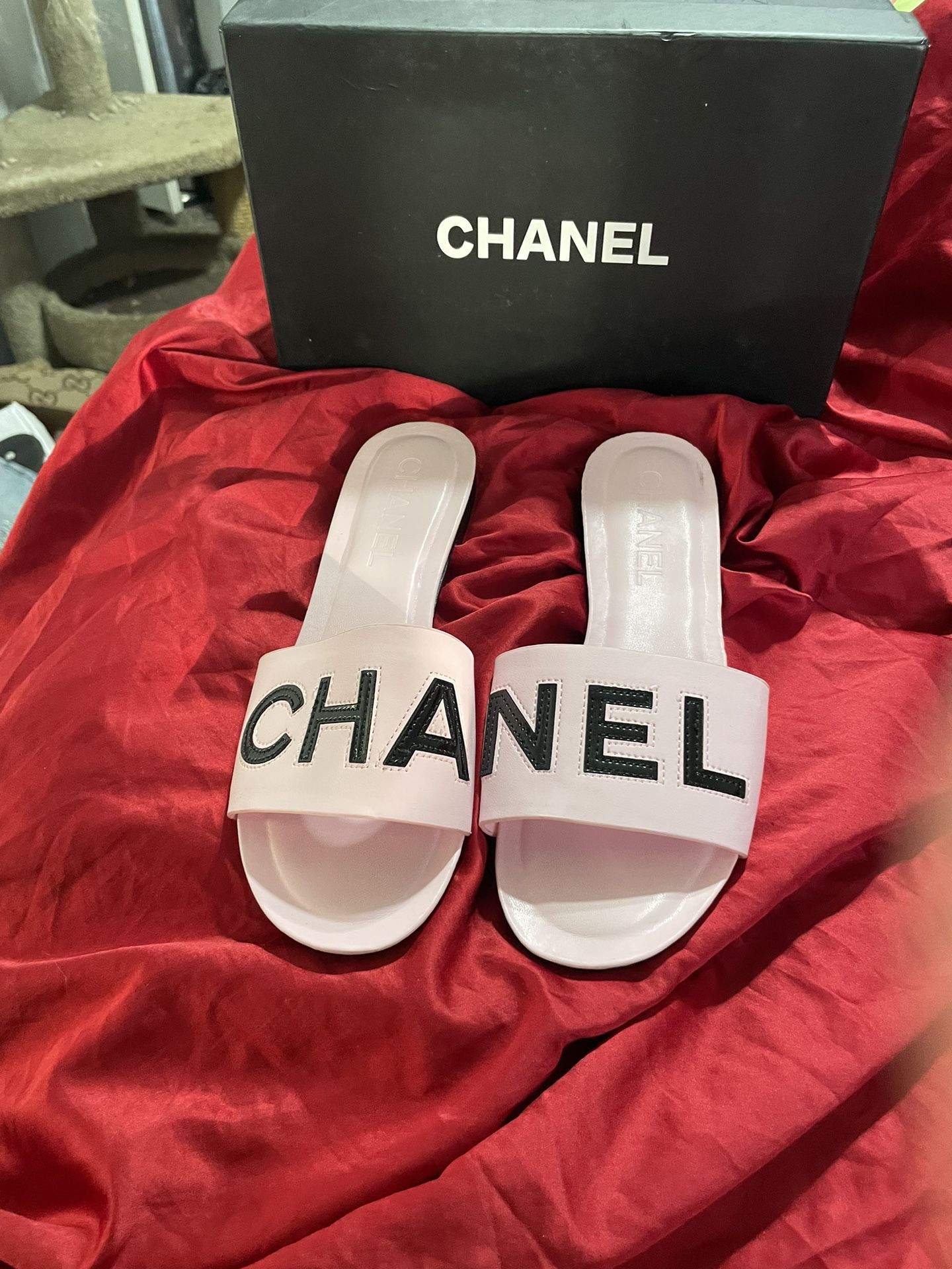 Chanel 23P Green White Leather CC Logo Letter Mules Slide Slip Sandal Flat  41