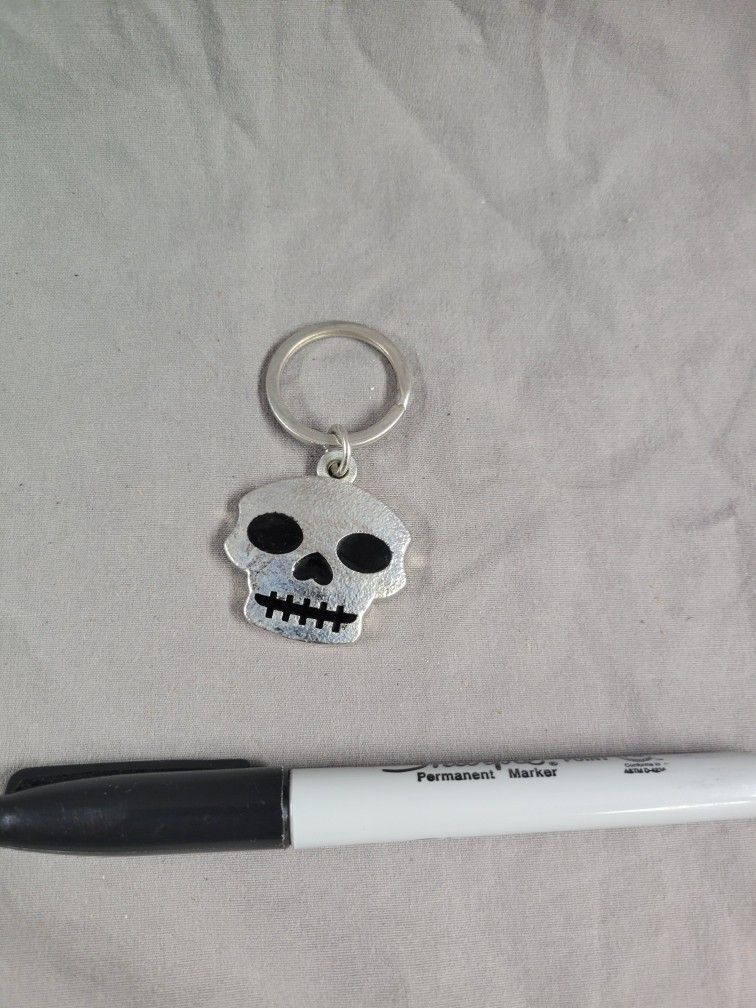 Skull Keychain 1 1/4" X 1 1/4"