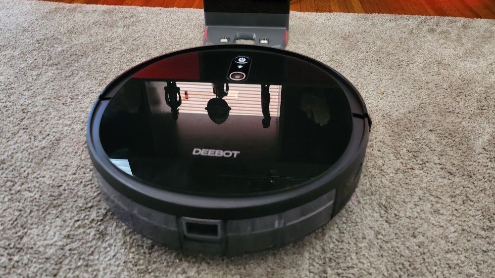 Ecovacs Deebot Robot