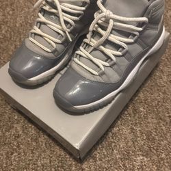 Cool Grey 11