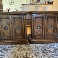 Wooden Chests (2 Pcs)