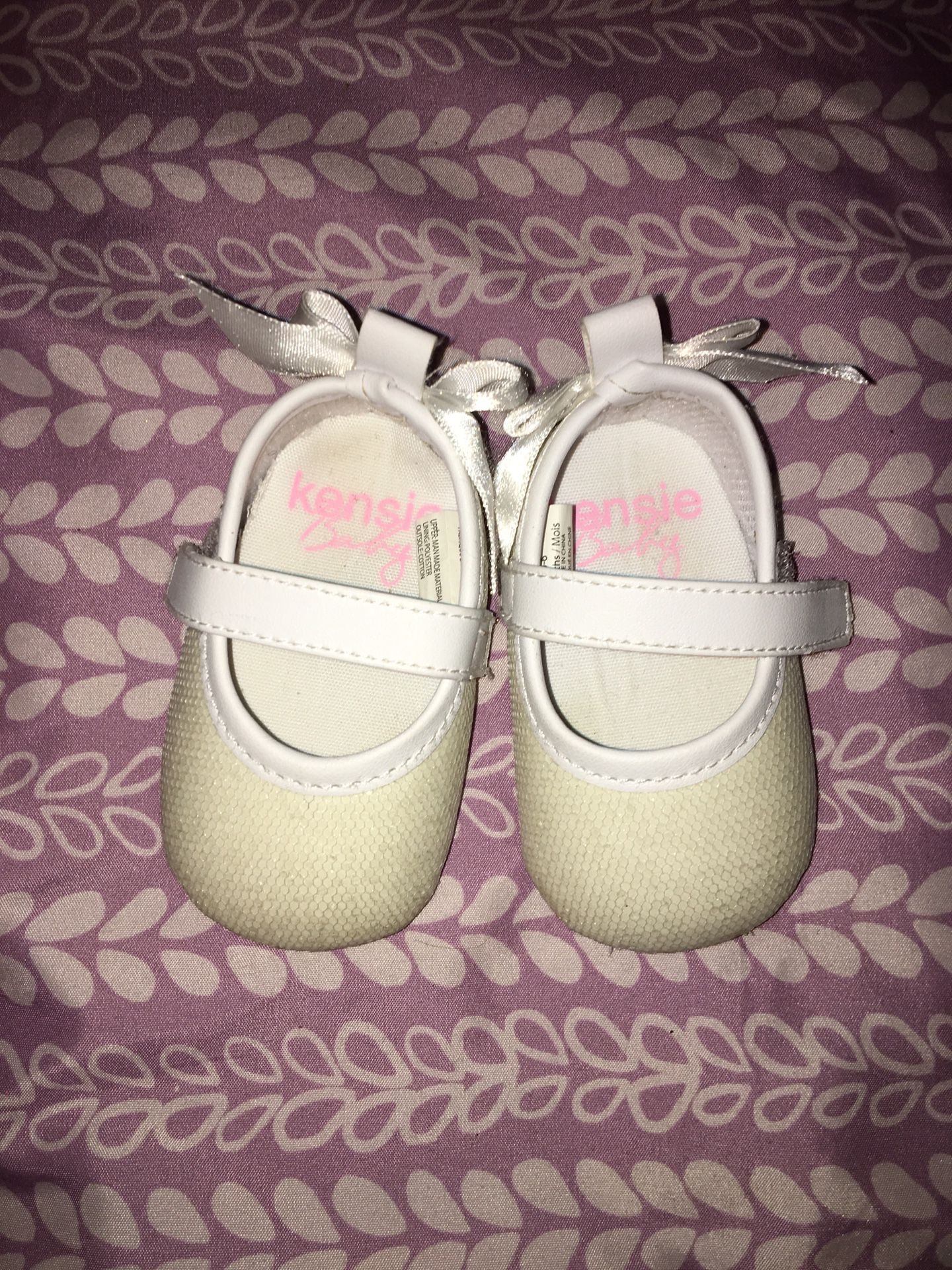 White baby shoes