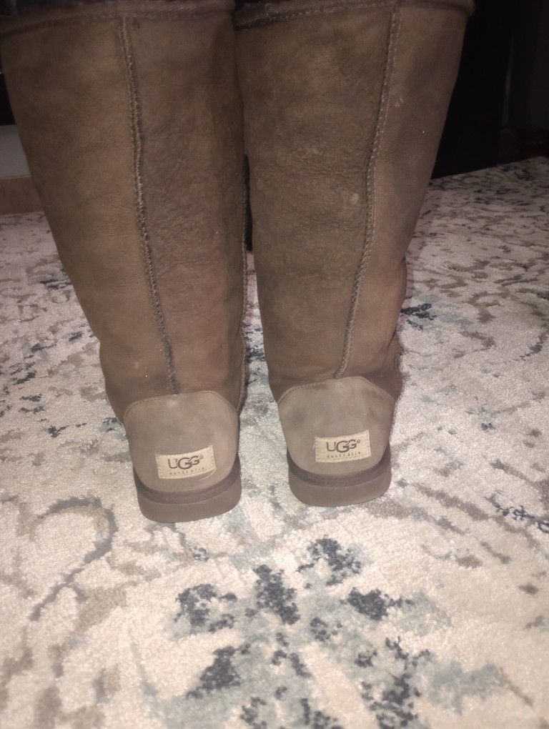UGG Size 9.