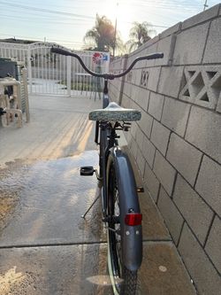 Beach Cruiser Bicycle
