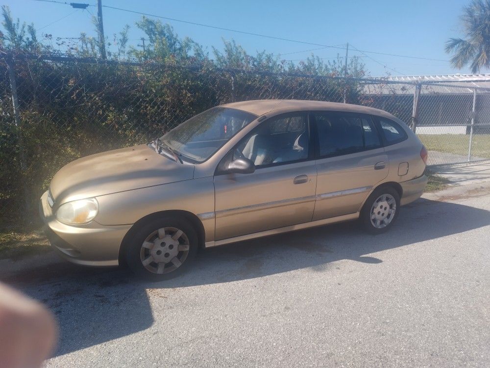 2002 Kia Rio