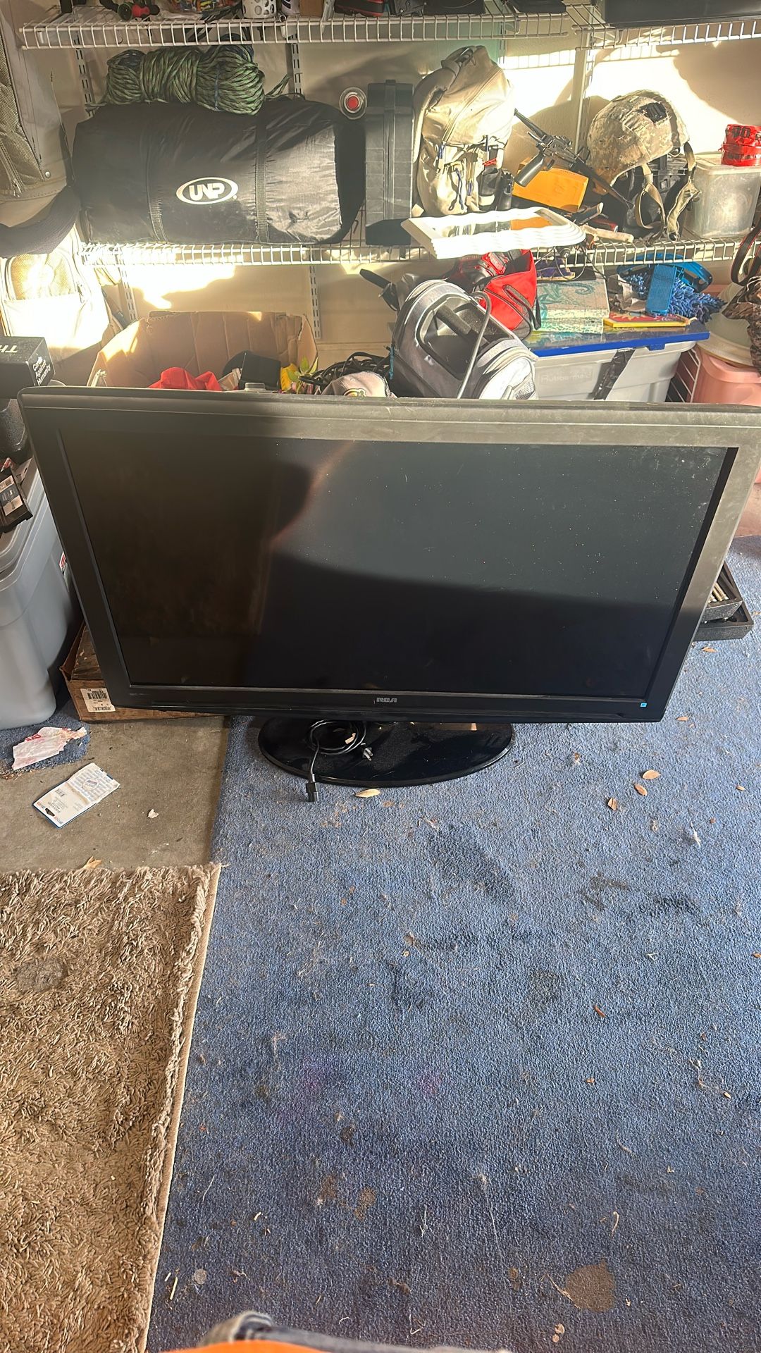 46 Inch RCA Flatscreen Tv