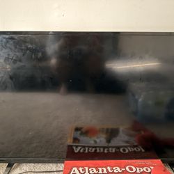 Vizio Tv ( Doesn’t Come With Remote)