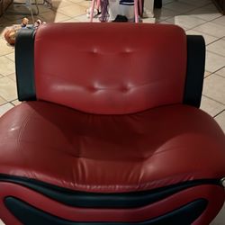 Red And Black Couches 