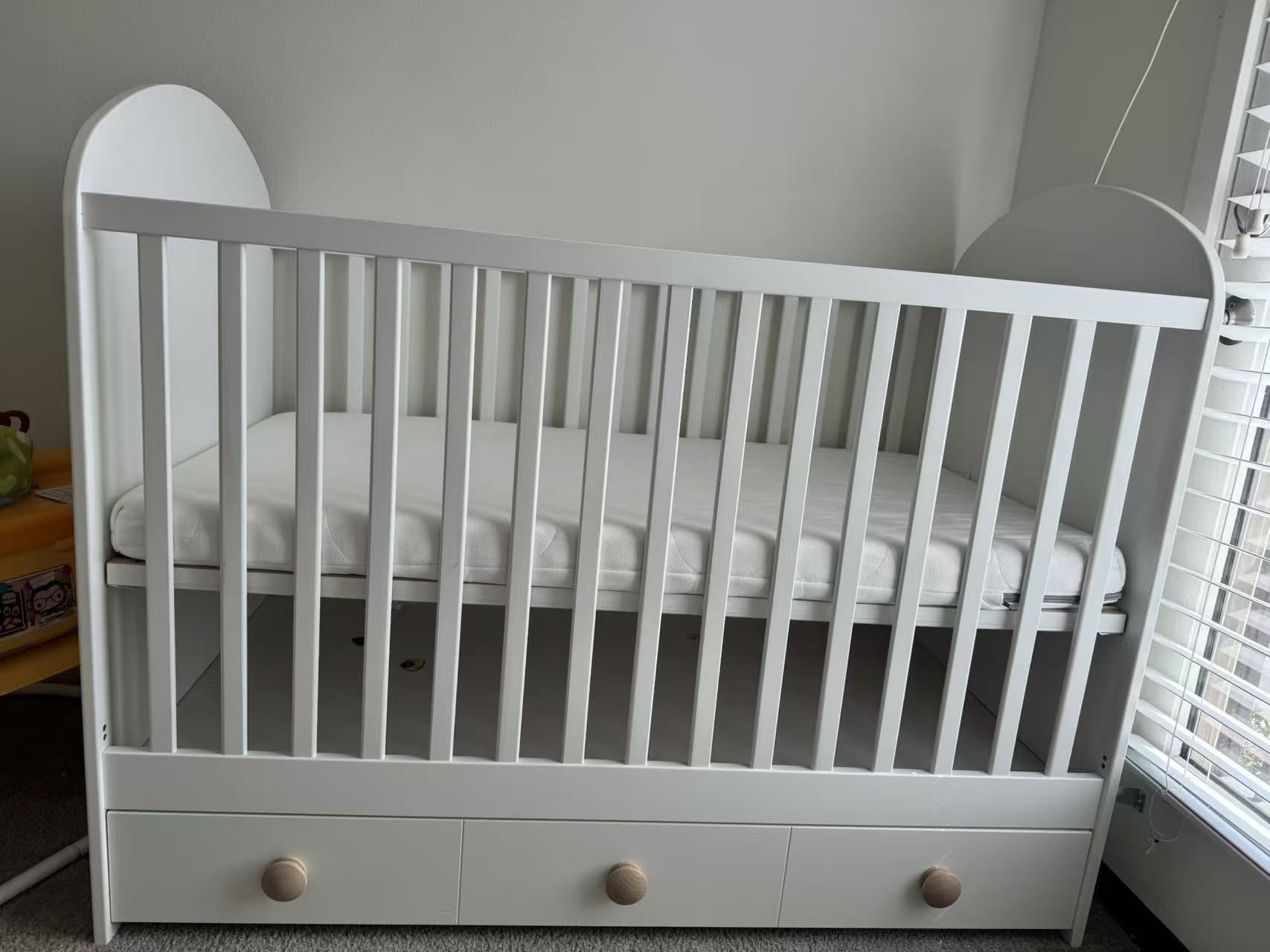 changing table & crib with dresser