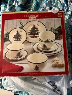 Spode Christmas Tree 12 pieces Set