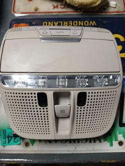 16 -18 Mercedes C300 Front Overhead Console