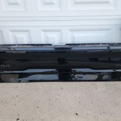 2024 Silverado Custom 1500 Tailgate 