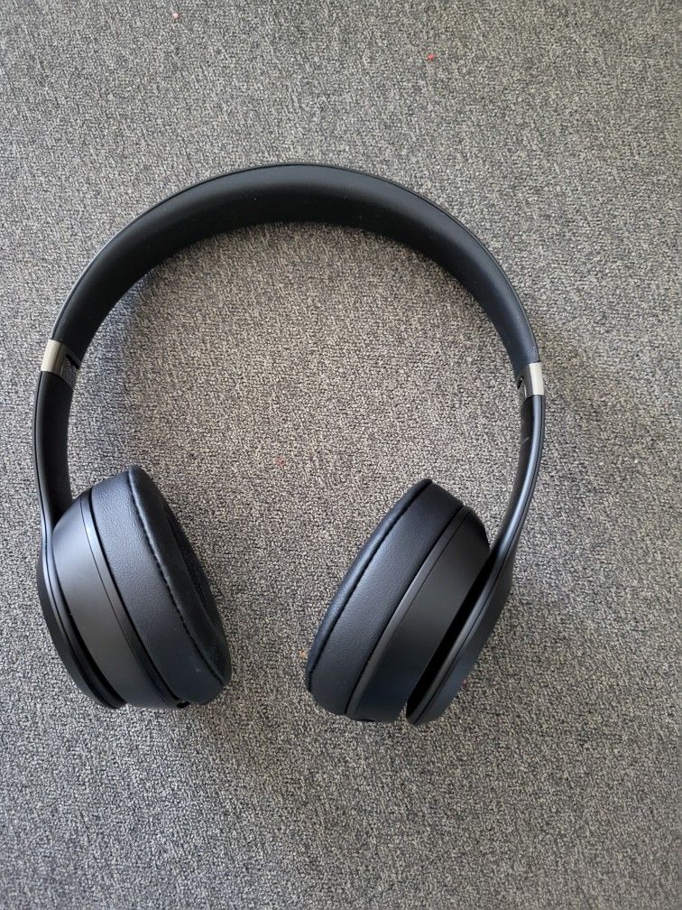 Beats Solo 4 Wireless Headphones