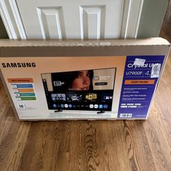 Brand New Samsung U7900F 43" UHD TV 