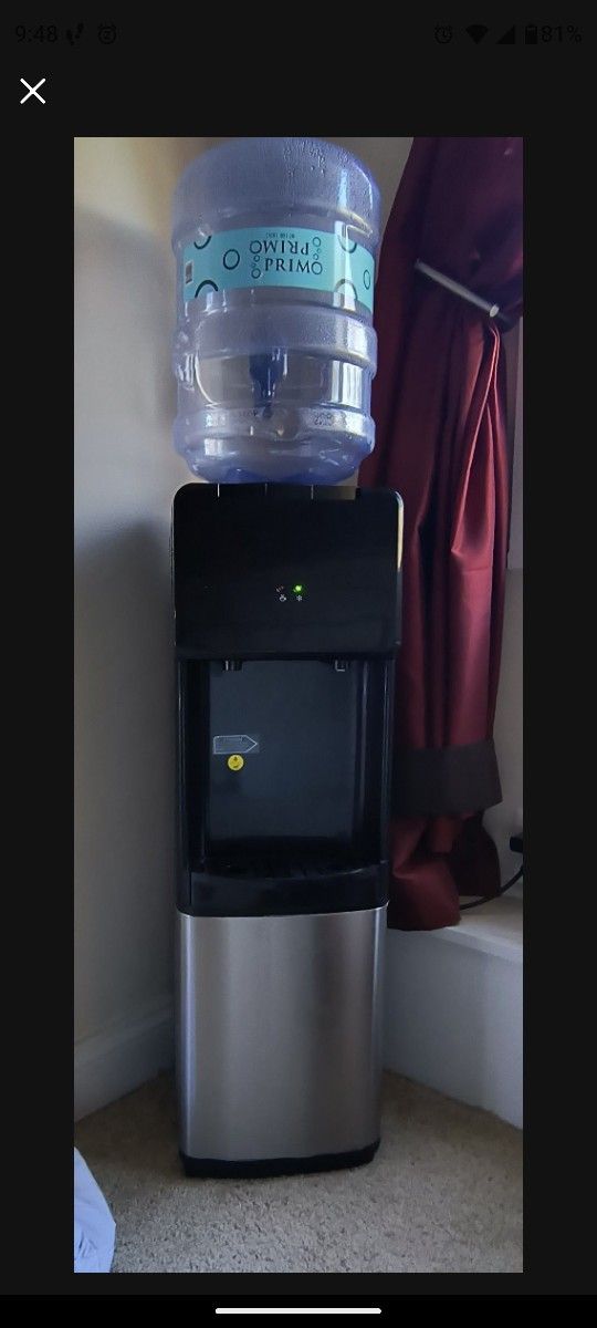 Like New Top Loading Water Dispenser Hot & Cold Used For A Month πππ