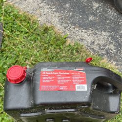 16 Quart Drain Container 