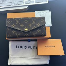 Louis Vuitton Wallet 