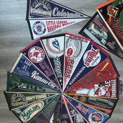 Vintage Rare MLB Pennants Lot 22
