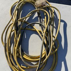 50 FT WITH 3 OUTLETS EXTENSION CORD