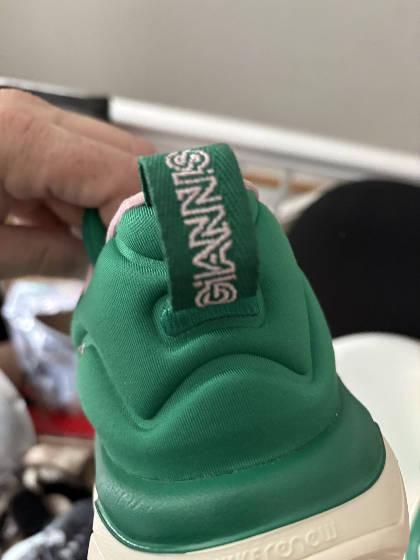 Shoes Size 13