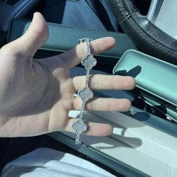 Moissanite Chain N Bracelets And Watches