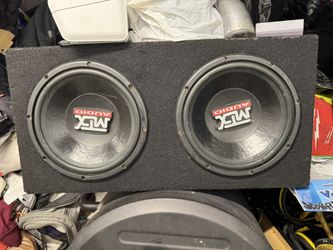 MTX Audio Terminator  12" 1000W Vented Subwoofer Enclosure