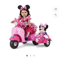 Minnie Mousse Scooter.  